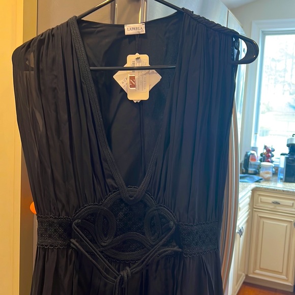 Classy long black dress - Picture 1 of 5